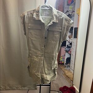 Celebrity Pink Olive Garment